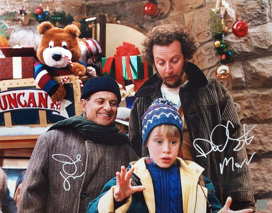 Joe Pesci & Daniel Stern Autographed HOME ALONE Duncan’s 16x20 Photo